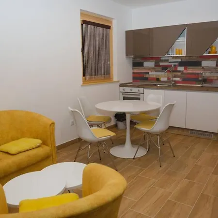 Tennis Club 2 Apartmán